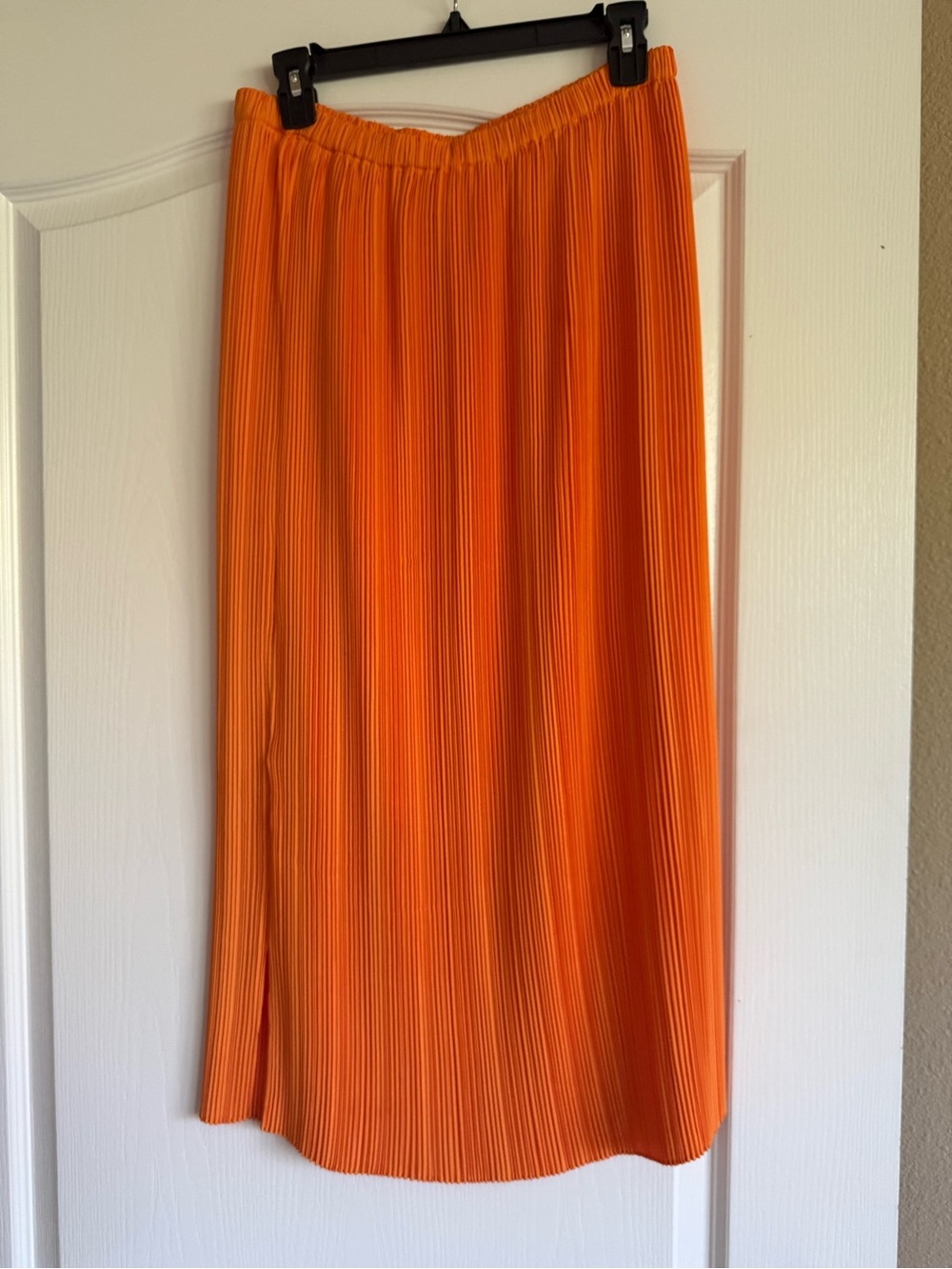 Club Monaco Orange Pleated Midi Skirt